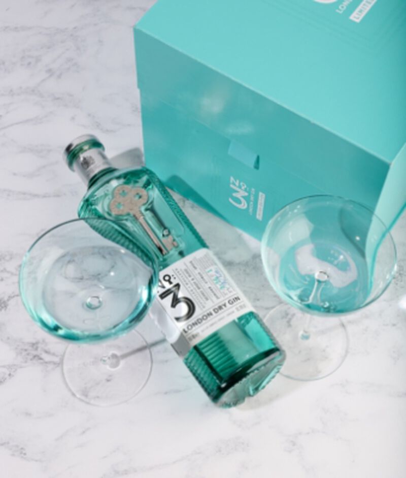 No.3 Gin Perfect Martini Gift Set including A bottle of No. 3 Gin with matching Coupe glasses.